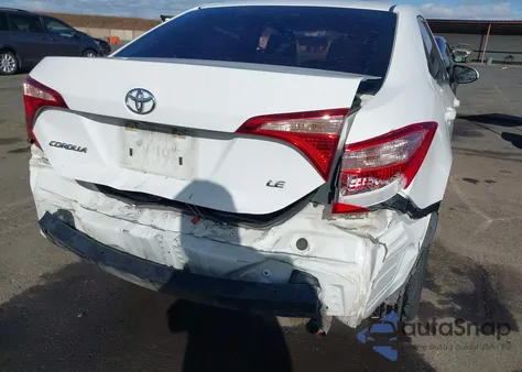 2017 Toyota Corolla Le z USA, uszkodzony, nr VIN 5YFBURHE2HP619766